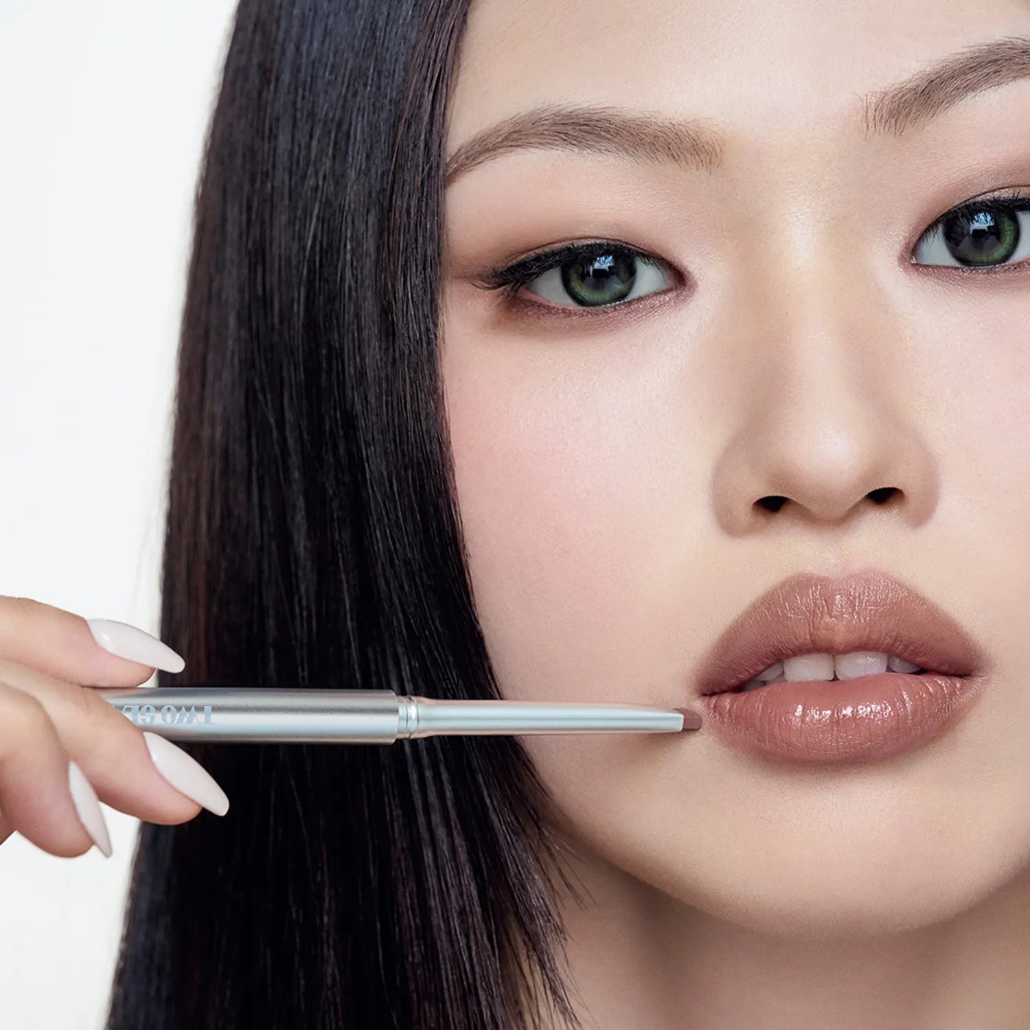 TWO SLASH FOUR Sculpt Lip Shaper (5 Options)