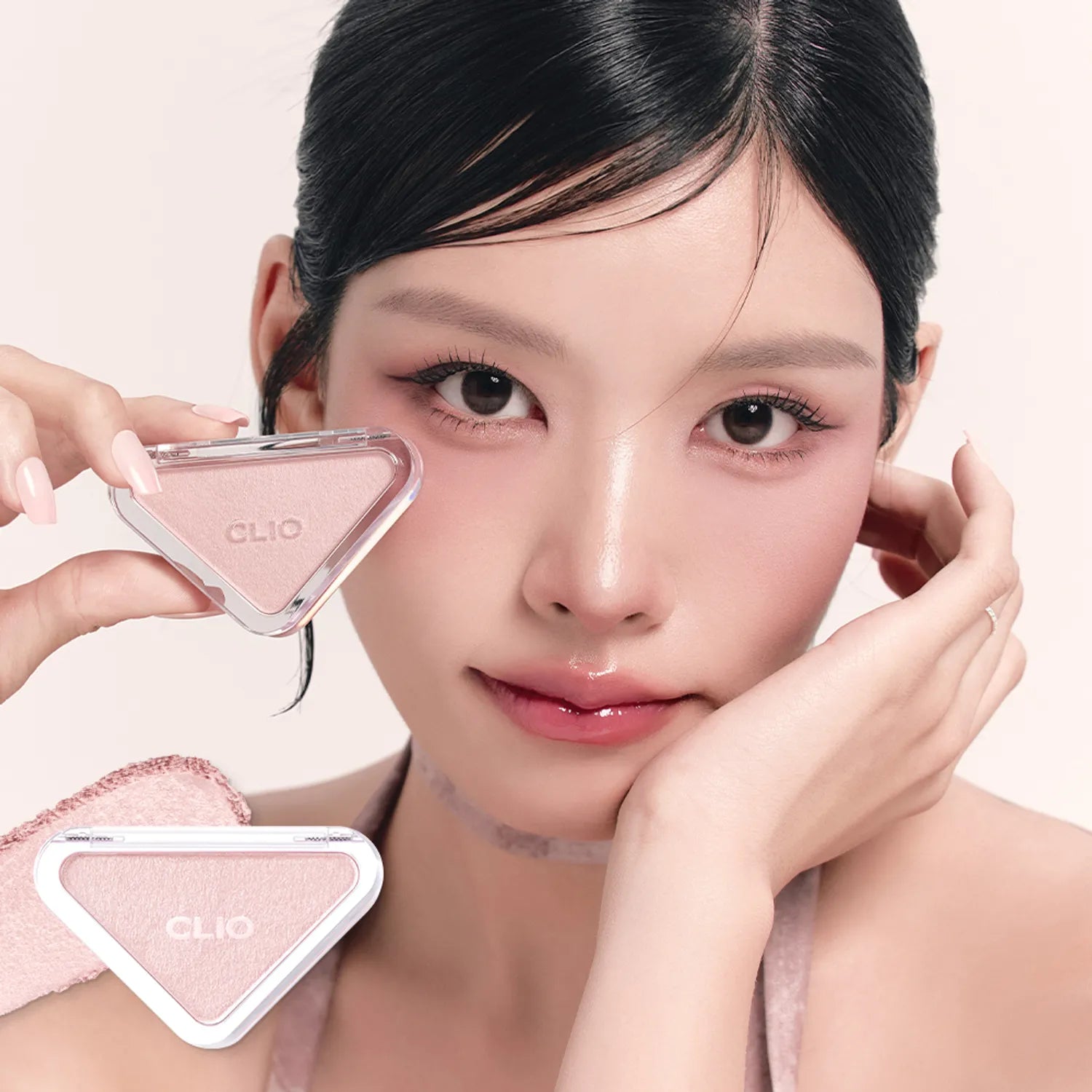 CLIO Essential Blush Tap (8 Options)