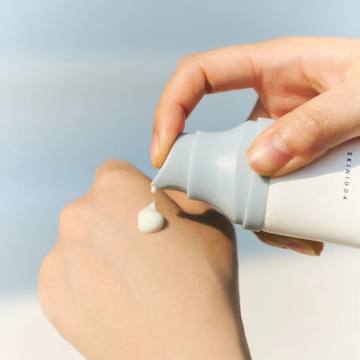 SKIN1004 Madagascar Centella Hyalu-Cica Water-Fit Sun Serum 50mL